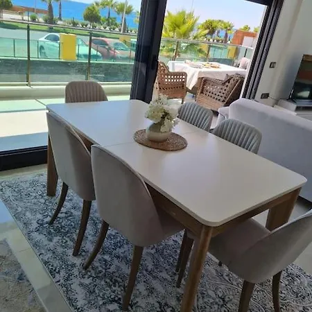 Luxurious With Sea View And Spa Center Appartement