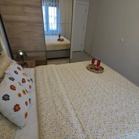Luxurious With Sea View And Spa Center Appartement *