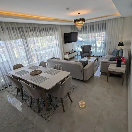 Luxurious With Sea View And Spa Center Appartement *