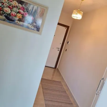 Luxurious With Sea View And Spa Center Apartment *