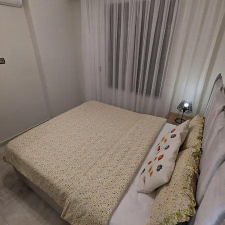 Luxurious With Sea View And Spa Center Apartment